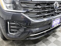 2024 Volkswagen Atlas SEL Premium R-Line AWD Fond du Lac WI