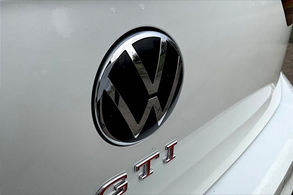 2024 Volkswagen Golf GTI 2.0T S OR