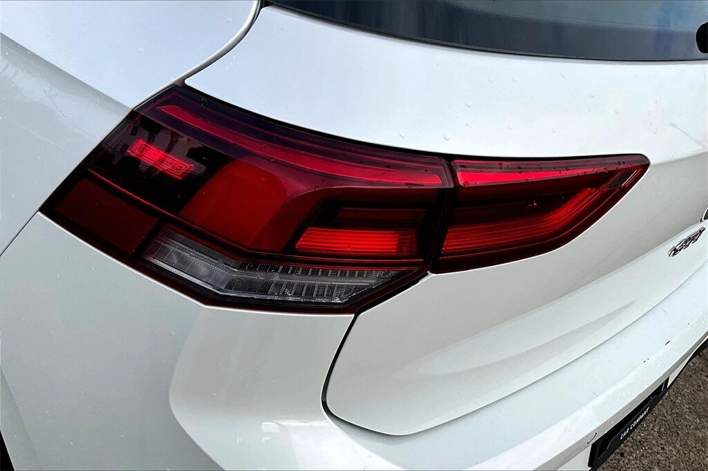 2024 Volkswagen Golf GTI 2.0T S OR