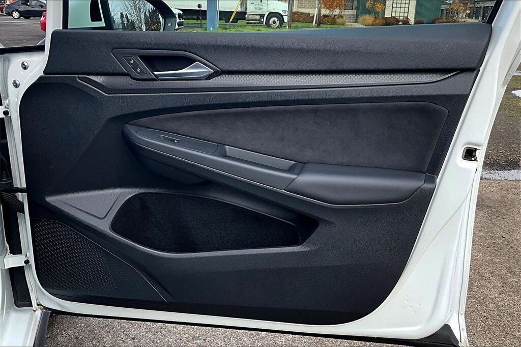 2024 Volkswagen Golf GTI 2.0T S OR