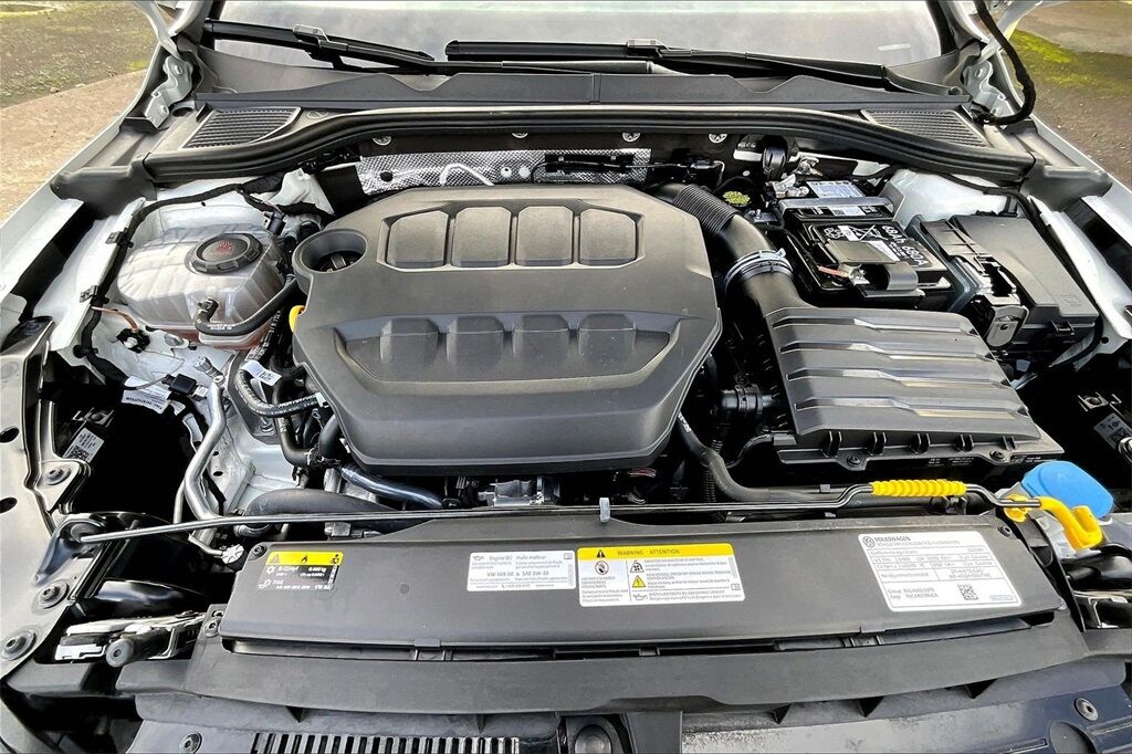 2024 Volkswagen Golf GTI 2.0T S OR