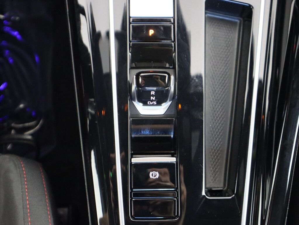 2024 Volkswagen Golf GTI 2.0T S Maumee OH