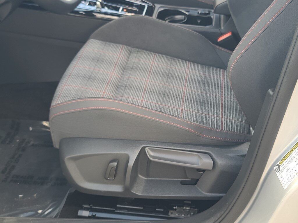 2024 Volkswagen Golf GTI 2.0T SE Springfield VA