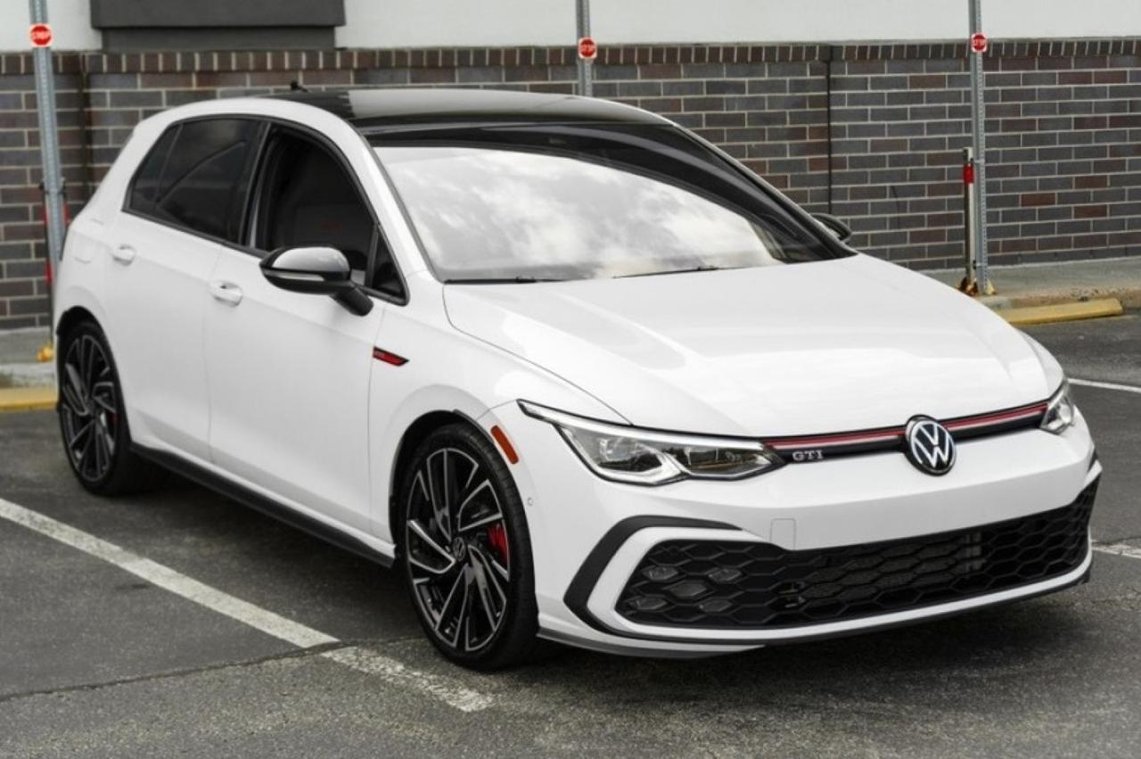 2024 Volkswagen Golf GTI Autobahn Yonkers NY