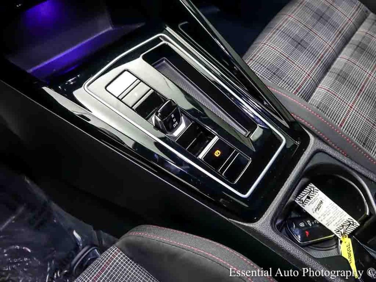 2024 Volkswagen Golf GTI S Willowbrook IL
