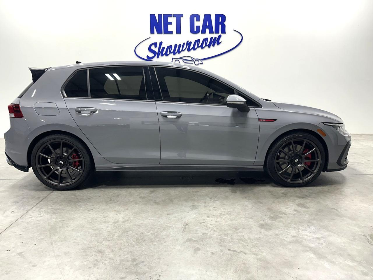 2024 Volkswagen Golf GTI SE