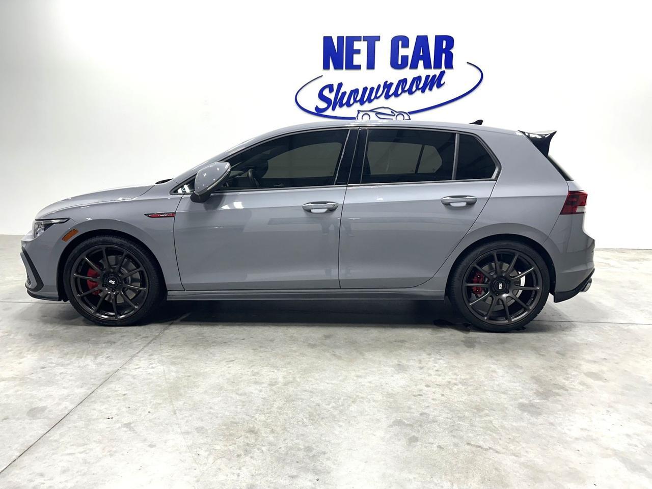 2024 Volkswagen Golf GTI SE