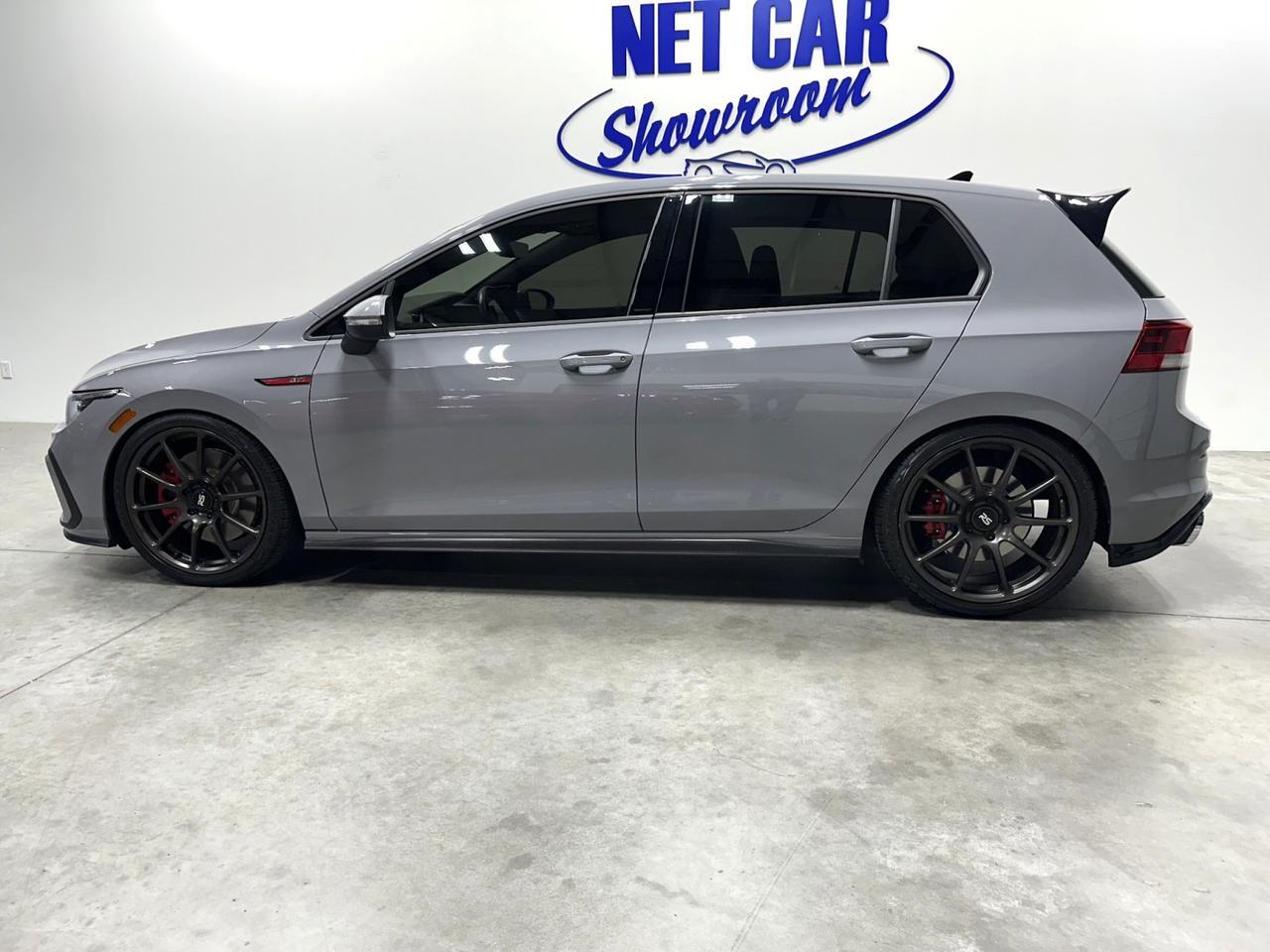 2024 Volkswagen Golf GTI SE