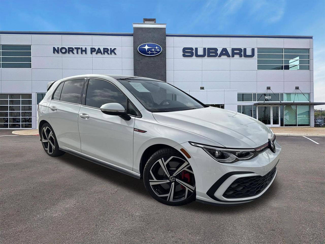 2024 Volkswagen Golf GTI SE