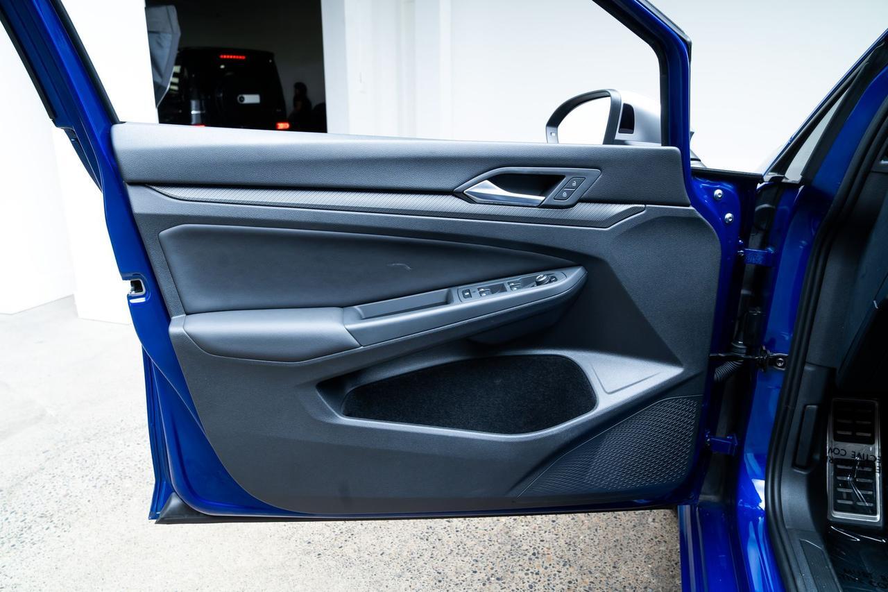 2024 Volkswagen Golf R 2.0T Lapiz Blue Metallic Heated Seats Portland OR