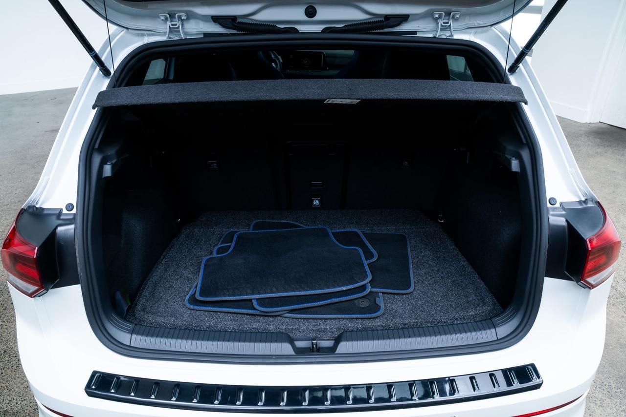 2024 Volkswagen Golf R 2.0T Vented Seats Harman/Kardon Portland OR