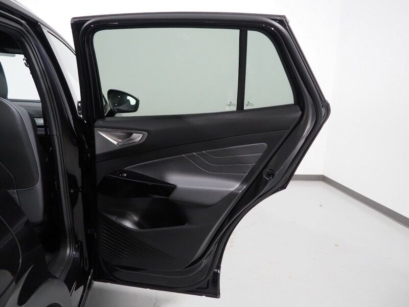 2024 Volkswagen ID.4 Pro S AWD *PANORAMA GLASS ROOF, NAVIGATION, DIGITAL COCKPIT, ADAPTIVE CRUISE, SAFETY ALERTS, BACKUP-CAMERA, HEATED SEATS/STEERING, POWER LIFTGATE, WIRELESS CHARGING, ANDROID & APPLE Round Rock TX