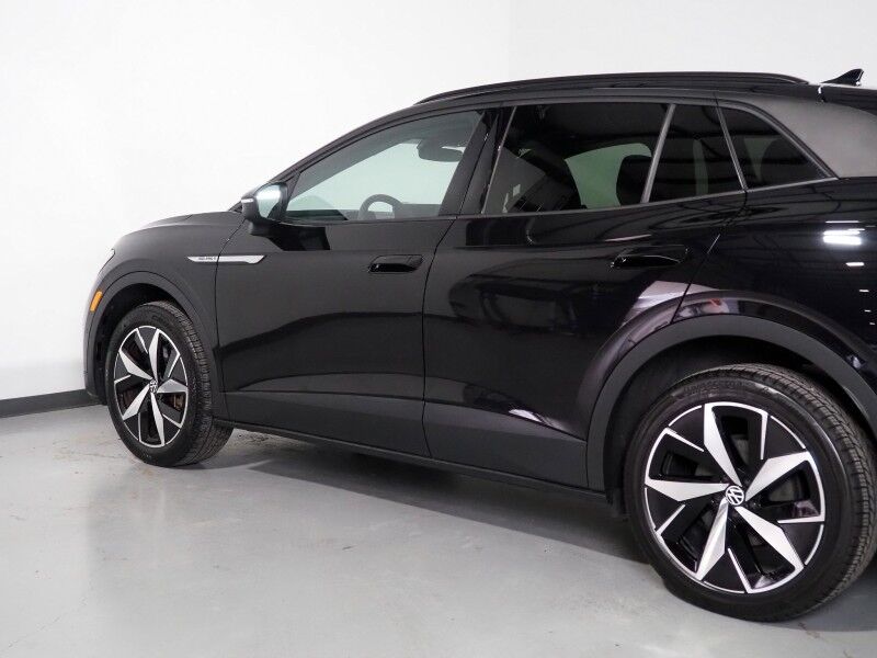 2024 Volkswagen ID.4 Pro S AWD *PANORAMA GLASS ROOF, NAVIGATION, DIGITAL COCKPIT, ADAPTIVE CRUISE, SAFETY ALERTS, BACKUP-CAMERA, HEATED SEATS/STEERING, POWER LIFTGATE, WIRELESS CHARGING, ANDROID & APPLE Round Rock TX