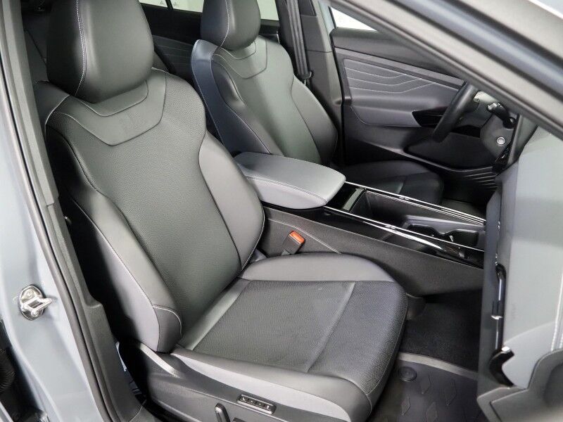 2024 Volkswagen ID.4 S *PANORAMA GLASS ROOF, NAVIGATION, DIGITAL COCKPIT, SAFETY ALERTS, ADAPTIVE CRUISE, BACKUP-CAMERA, HEATED SEATS/STEERING, POWER LIFTGATE, WIRELESS CHARGING, ANDROID & APPLE