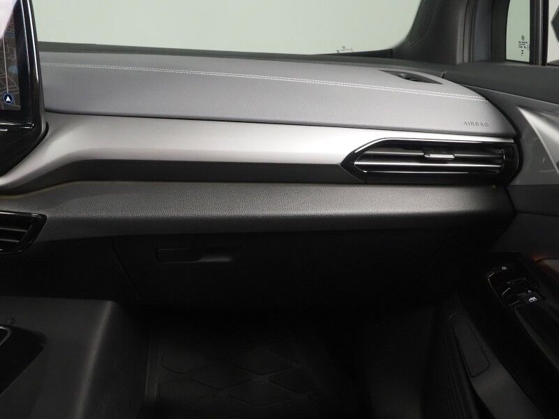 2024 Volkswagen ID.4 S *PANORAMA GLASS ROOF, NAVIGATION, DIGITAL COCKPIT, SAFETY ALERTS, ADAPTIVE CRUISE, BACKUP-CAMERA, HEATED SEATS/STEERING, POWER LIFTGATE, WIRELESS CHARGING, ANDROID & APPLE Round Rock TX