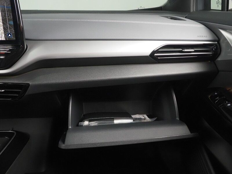 2024 Volkswagen ID.4 S *PANORAMA GLASS ROOF, NAVIGATION, DIGITAL COCKPIT, SAFETY ALERTS, ADAPTIVE CRUISE, BACKUP-CAMERA, HEATED SEATS/STEERING, POWER LIFTGATE, WIRELESS CHARGING, ANDROID & APPLE Round Rock TX