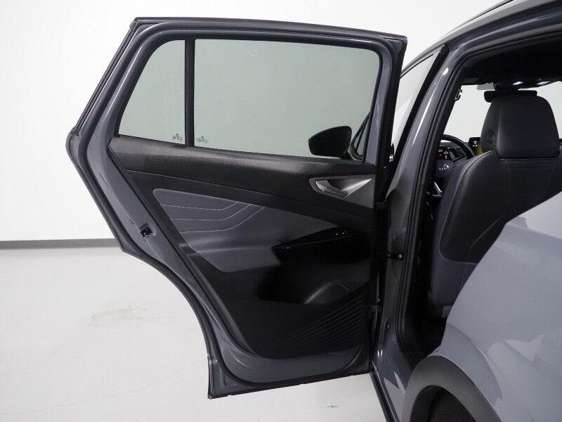 2024 Volkswagen ID.4 S *PANORAMA GLASS ROOF, NAVIGATION, DIGITAL COCKPIT, SAFETY ALERTS, ADAPTIVE CRUISE, BACKUP-CAMERA, HEATED SEATS/STEERING, POWER LIFTGATE, WIRELESS CHARGING, ANDROID & APPLE Round Rock TX