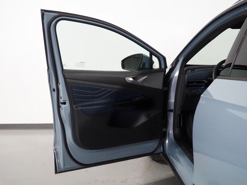 2024 Volkswagen ID.4 S *PANORAMA GLASS ROOF, NAVIGATION, DIGITAL COCKPIT, SAFETY ALERTS, ADAPTIVE CRUISE, BACKUP-CAMERA, HEATED SEATS/STEERING, POWER LIFTGATE, WIRELESS CHARGING, ANDROID & APPLE Round Rock TX