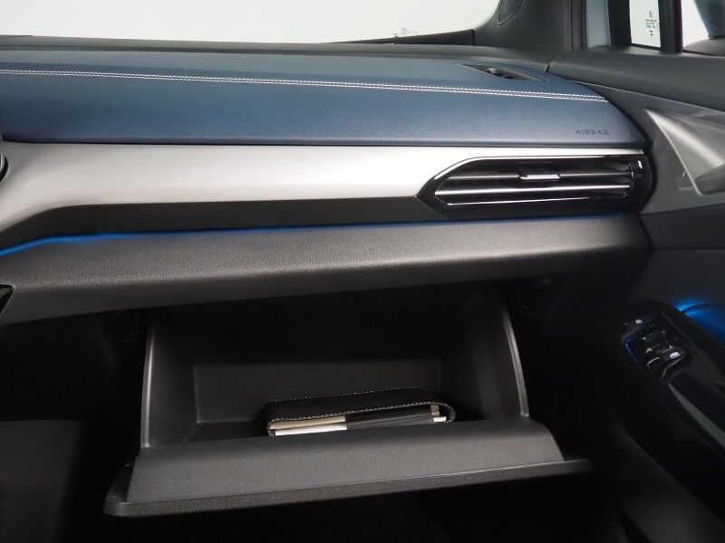 2024 Volkswagen ID.4 S *PANORAMA GLASS ROOF, NAVIGATION, DIGITAL COCKPIT, SAFETY ALERTS, ADAPTIVE CRUISE, BACKUP-CAMERA, HEATED SEATS/STEERING, POWER LIFTGATE, WIRELESS CHARGING, ANDROID & APPLE Round Rock TX