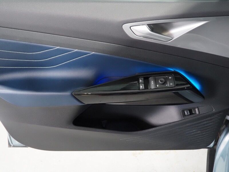 2024 Volkswagen ID.4 S *PANORAMA GLASS ROOF, NAVIGATION, DIGITAL COCKPIT, SAFETY ALERTS, ADAPTIVE CRUISE, BACKUP-CAMERA, HEATED SEATS/STEERING, POWER LIFTGATE, WIRELESS CHARGING, ANDROID & APPLE Round Rock TX