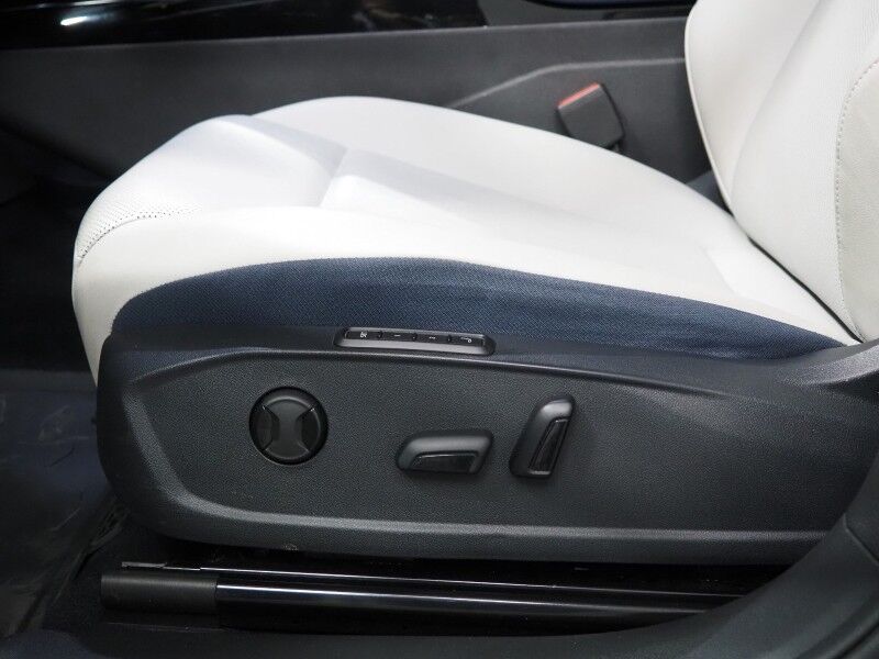 2024 Volkswagen ID.4 S *PANORAMA GLASS ROOF, NAVIGATION, DIGITAL COCKPIT, SAFETY ALERTS, ADAPTIVE CRUISE, BACKUP-CAMERA, HEATED SEATS/STEERING, POWER LIFTGATE, WIRELESS CHARGING, ANDROID & APPLE Round Rock TX