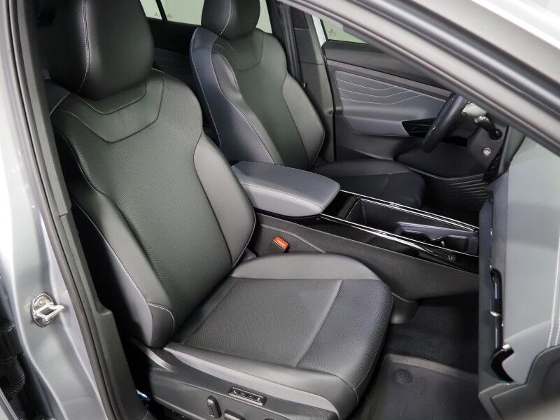 2024 Volkswagen ID.4 S *PANORAMA GLASS ROOF, NAVIGATION, DIGITAL COCKPIT, SAFETY ALERTS, ADAPTIVE CRUISE, BACKUP-CAMERA, HEATED SEATS/STEERING, POWER LIFTGATE, WIRELESS CHARGING, ANDROID & APPLE