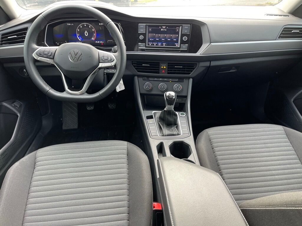 2024 Volkswagen Jetta 1.5T S Orange MA