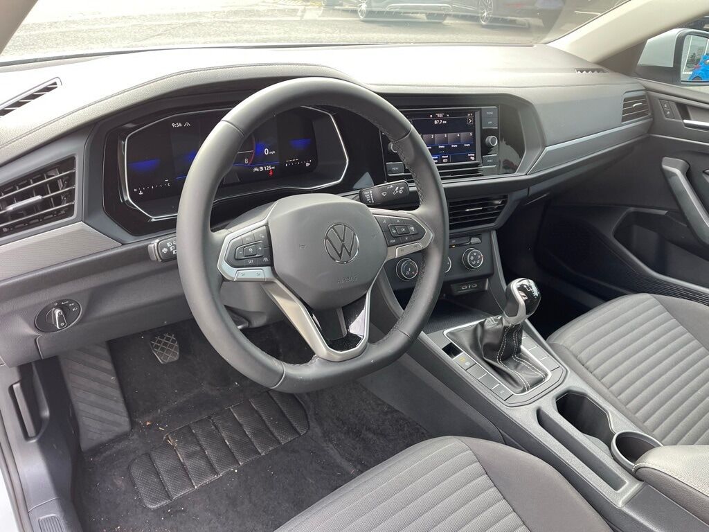 2024 Volkswagen Jetta 1.5T S Orange MA