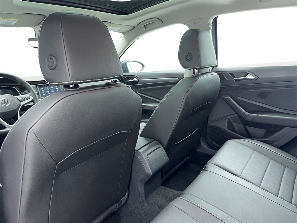 2024 Volkswagen Jetta 1.5T SE CAM,SUNROOF,HTD STS,BLIND SPOT,17&quot; WLS Plano TX
