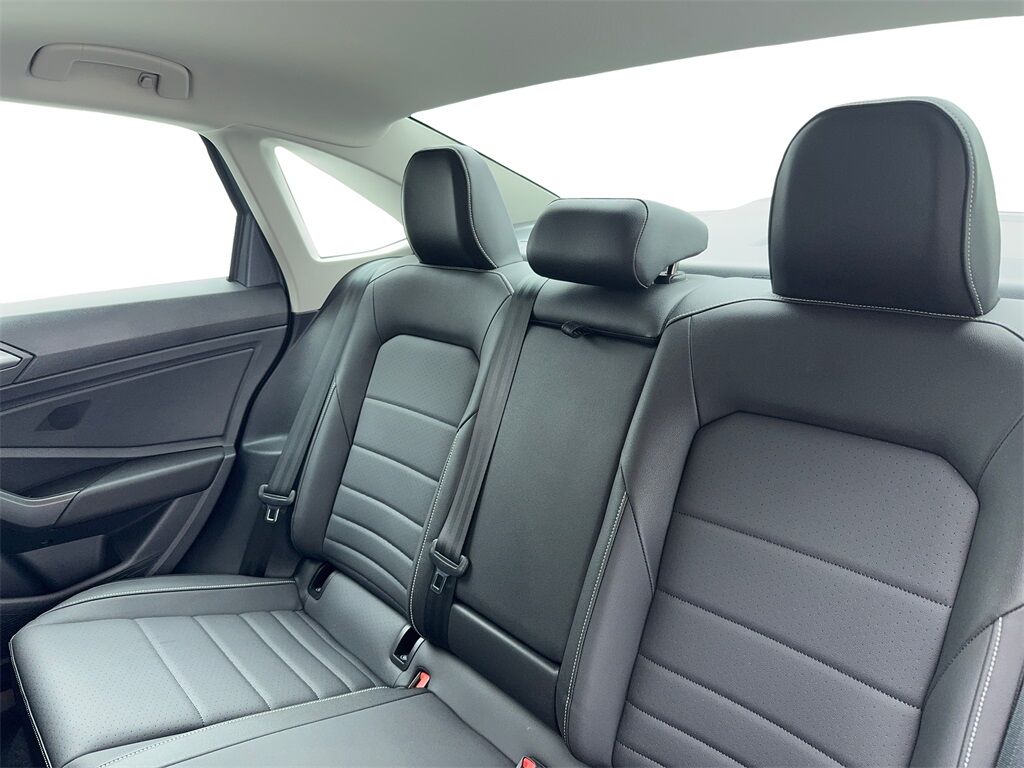 2024 Volkswagen Jetta 1.5T SE CAM,SUNROOF,HTD STS,BLIND SPOT,17&quot; WLS Plano TX