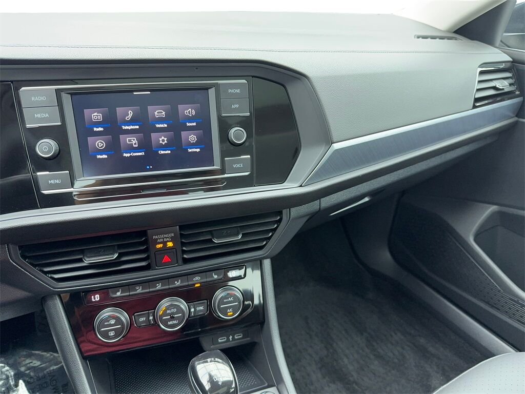 2024 Volkswagen Jetta 1.5T SE CAM,SUNROOF,HTD STS,BLIND SPOT,17&quot; WLS Plano TX