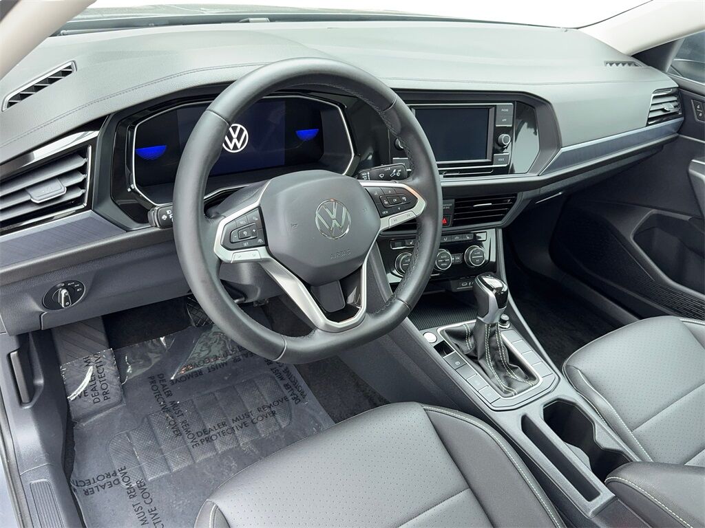 2024 Volkswagen Jetta 1.5T SE CAM,SUNROOF,HTD STS,BLIND SPOT,17&quot; WLS Plano TX