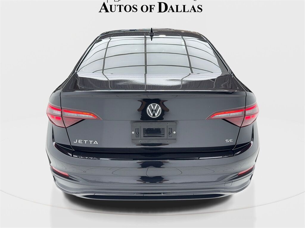 2024 Volkswagen Jetta 1.5T SE CAM,SUNROOF,HTD STS,BLIND SPOT,17&quot; WLS Plano TX