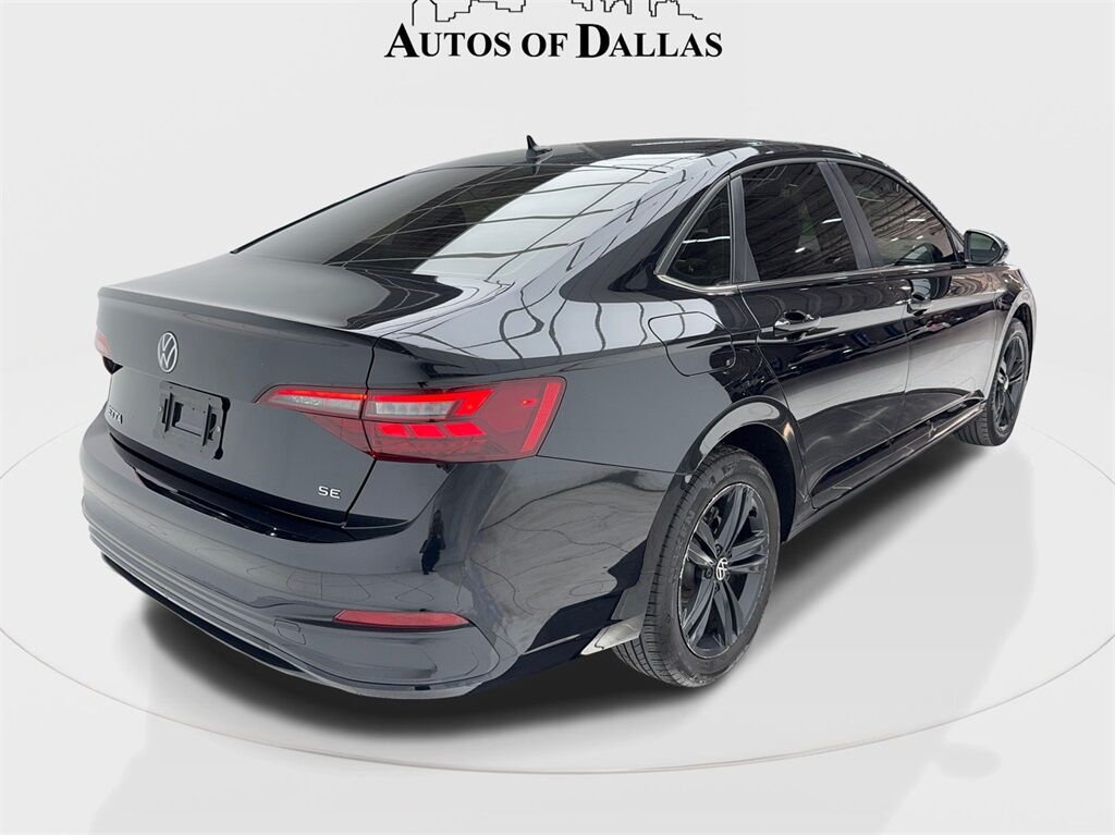 2024 Volkswagen Jetta 1.5T SE CAM,SUNROOF,HTD STS,BLIND SPOT,17&quot; WLS Plano TX