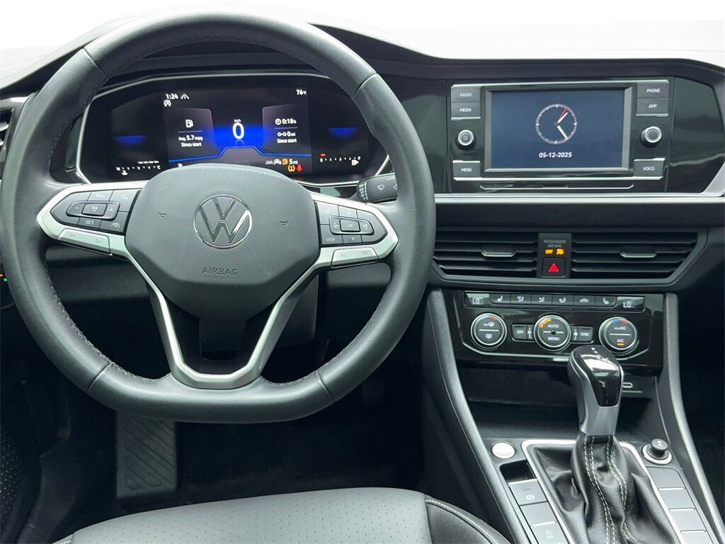 2024 Volkswagen Jetta 1.5T SE CAM,SUNROOF,HTD STS,BLIND SPOT,17&quot; WLS Plano TX