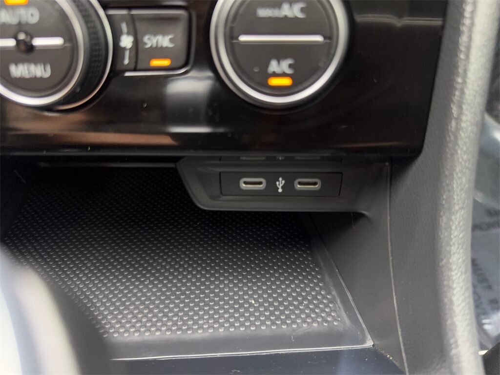 2024 Volkswagen Jetta 1.5T SE CAM,SUNROOF,HTD STS,BLIND SPOT,17&quot; WLS Irving TX