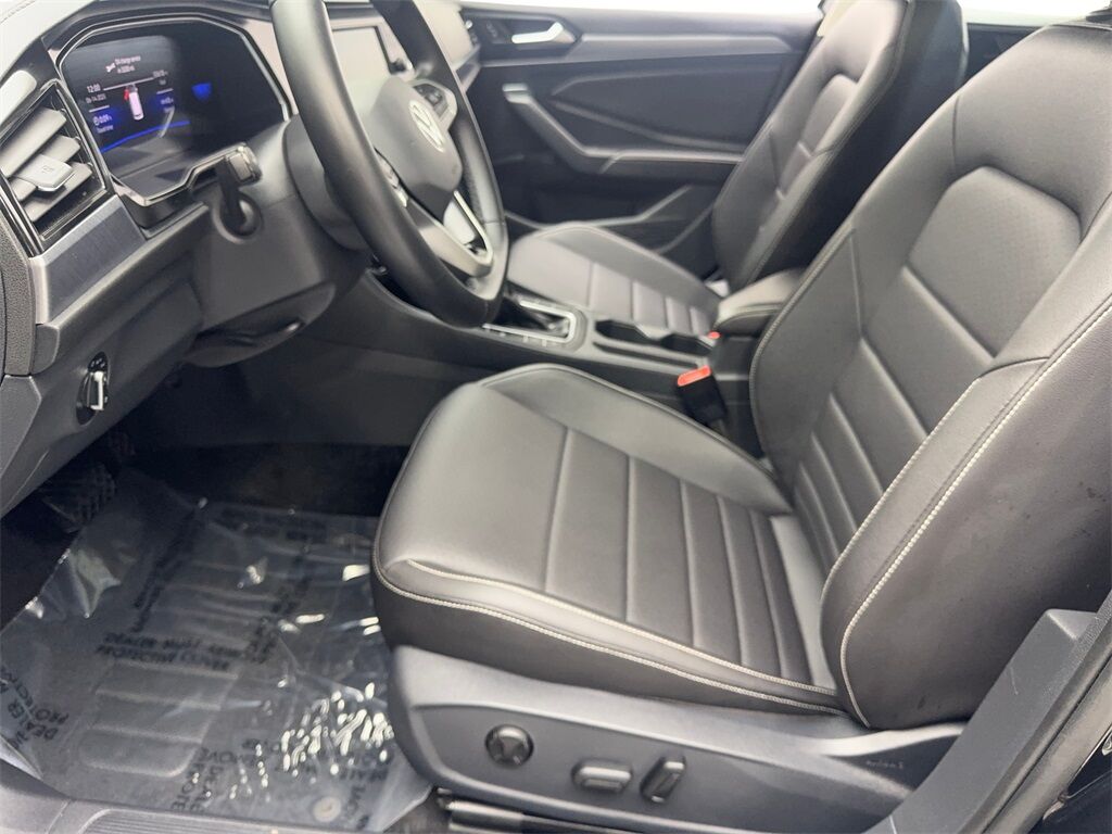 2024 Volkswagen Jetta 1.5T SE CAM,SUNROOF,HTD STS,BLIND SPOT,17&quot; WLS Irving TX
