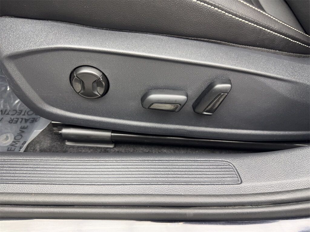 2024 Volkswagen Jetta 1.5T SE CAM,SUNROOF,HTD STS,BLIND SPOT,17&quot; WLS Irving TX
