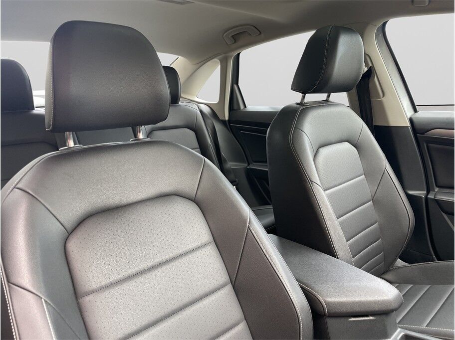 2024 Volkswagen Jetta 1.5T SE Sedan 4D Port Orchard WA