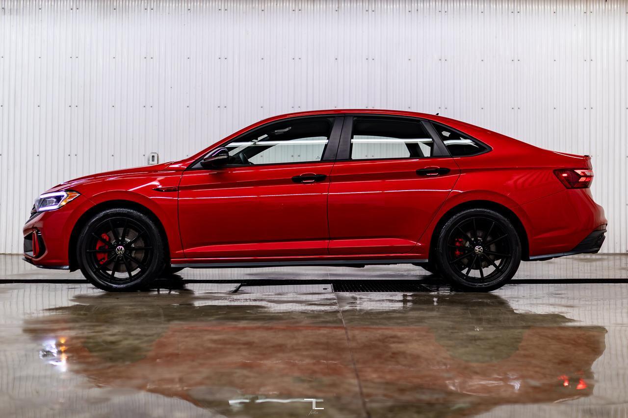 2024 Volkswagen Jetta GLI 40th Anniversary Edition Nav Roof BCam Red Deer AB