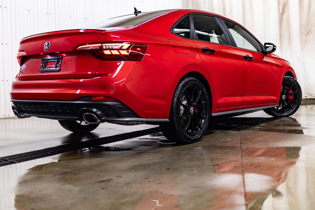 2024 Volkswagen Jetta GLI 40th Anniversary Edition Nav Roof BCam Red Deer AB