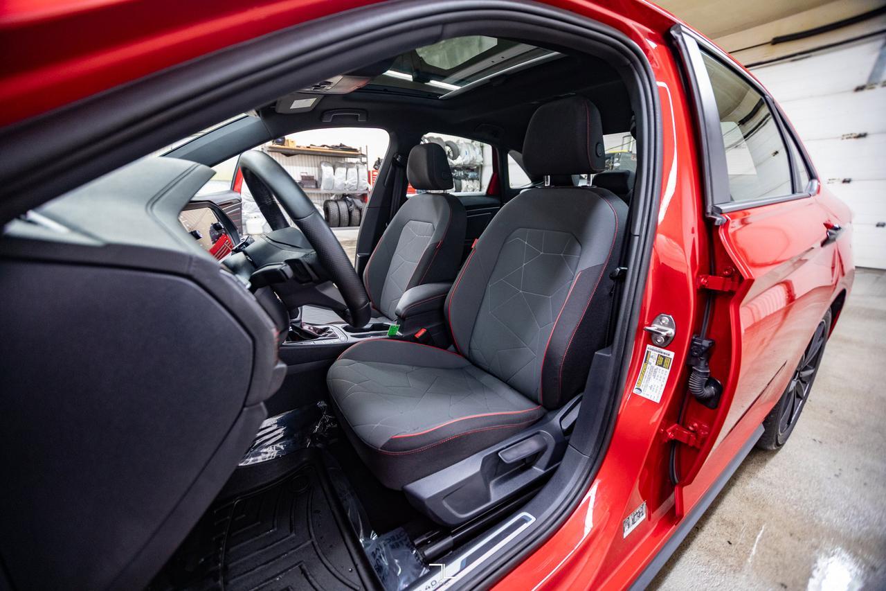 2024 Volkswagen Jetta GLI 40th Anniversary Edition Nav Roof BCam Red Deer AB