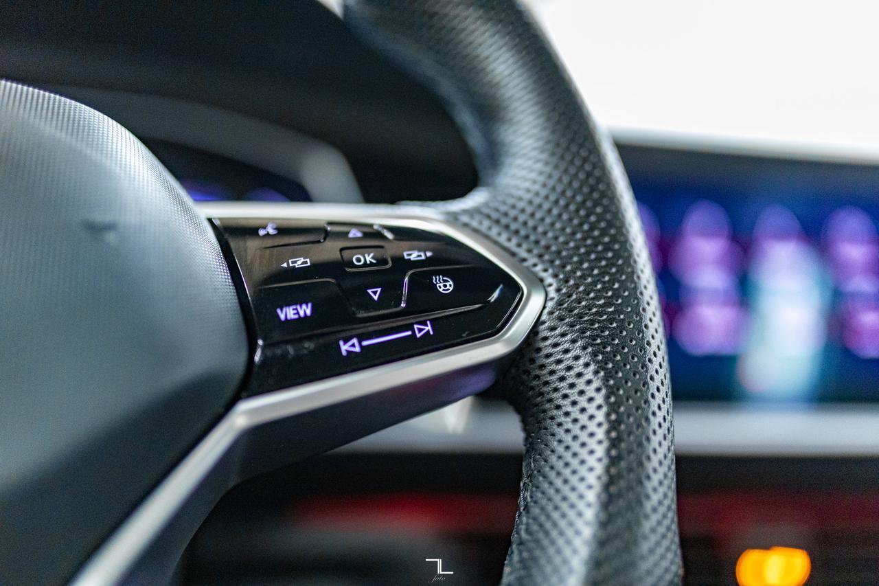 2024 Volkswagen Jetta GLI 40th Anniversary Edition Nav Roof BCam Red Deer AB