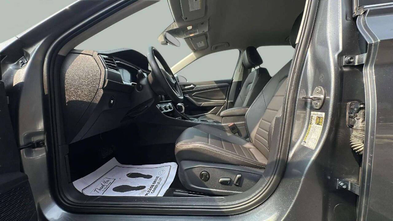 2024 Volkswagen Jetta SE 4dr Sedan Chesterfield MI