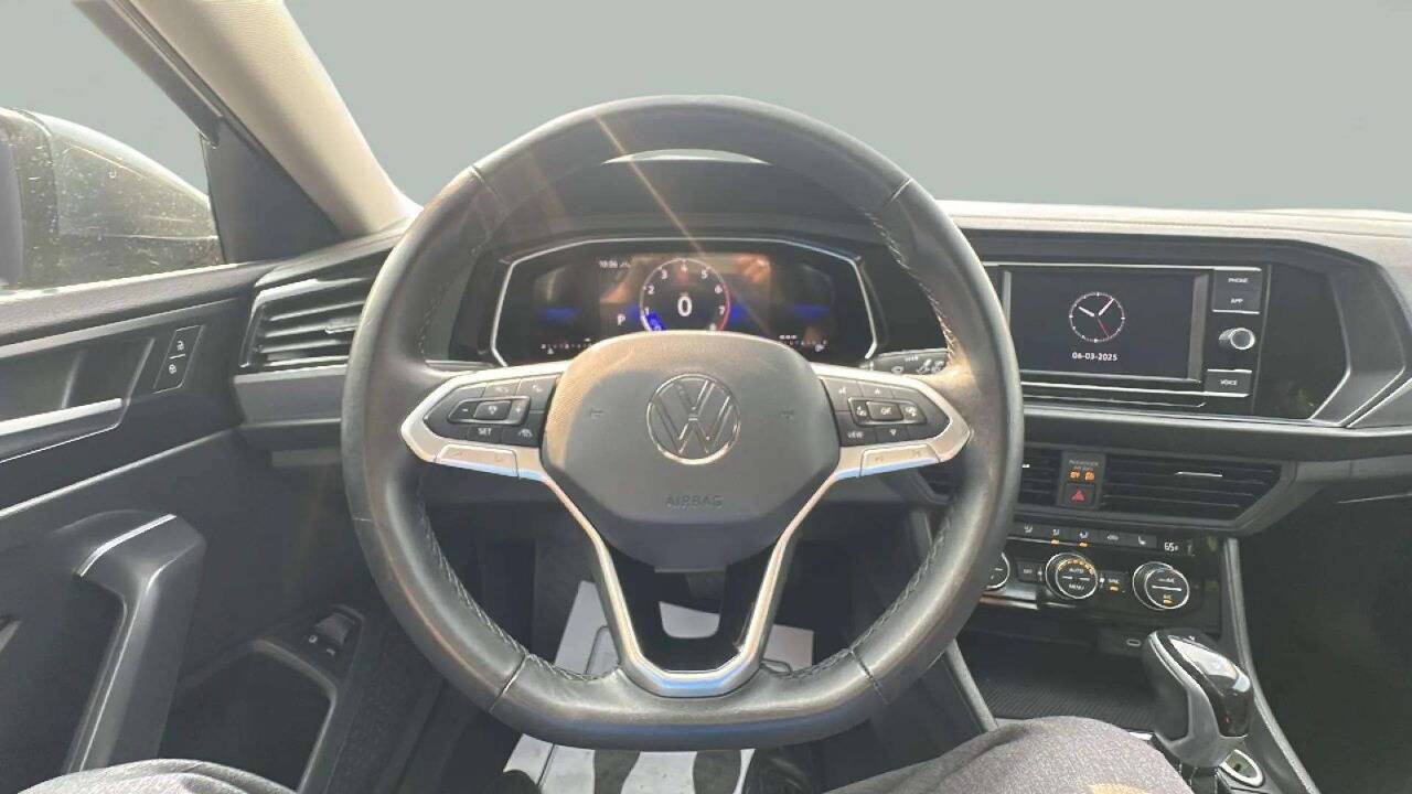 2024 Volkswagen Jetta SE 4dr Sedan Chesterfield MI