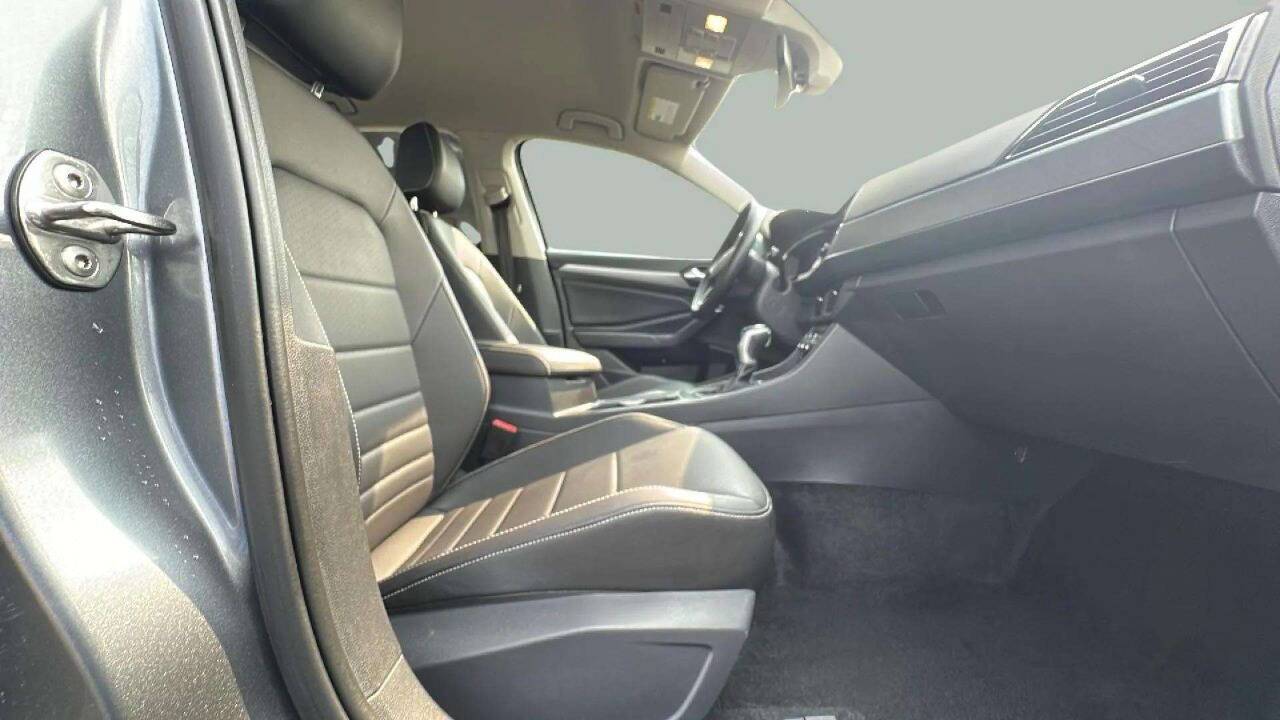 2024 Volkswagen Jetta SE 4dr Sedan Chesterfield MI
