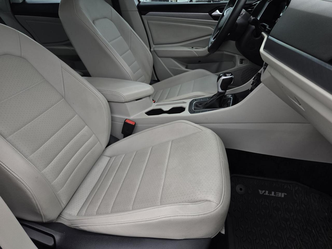 2024 Volkswagen Jetta SE Auto Beeville TX