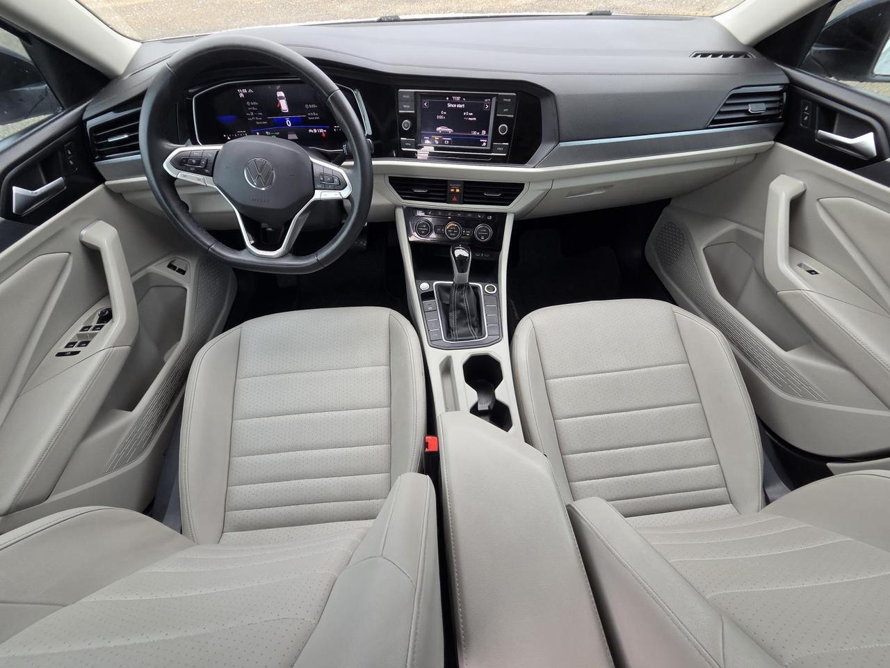 2024 Volkswagen Jetta SE Auto Beeville TX
