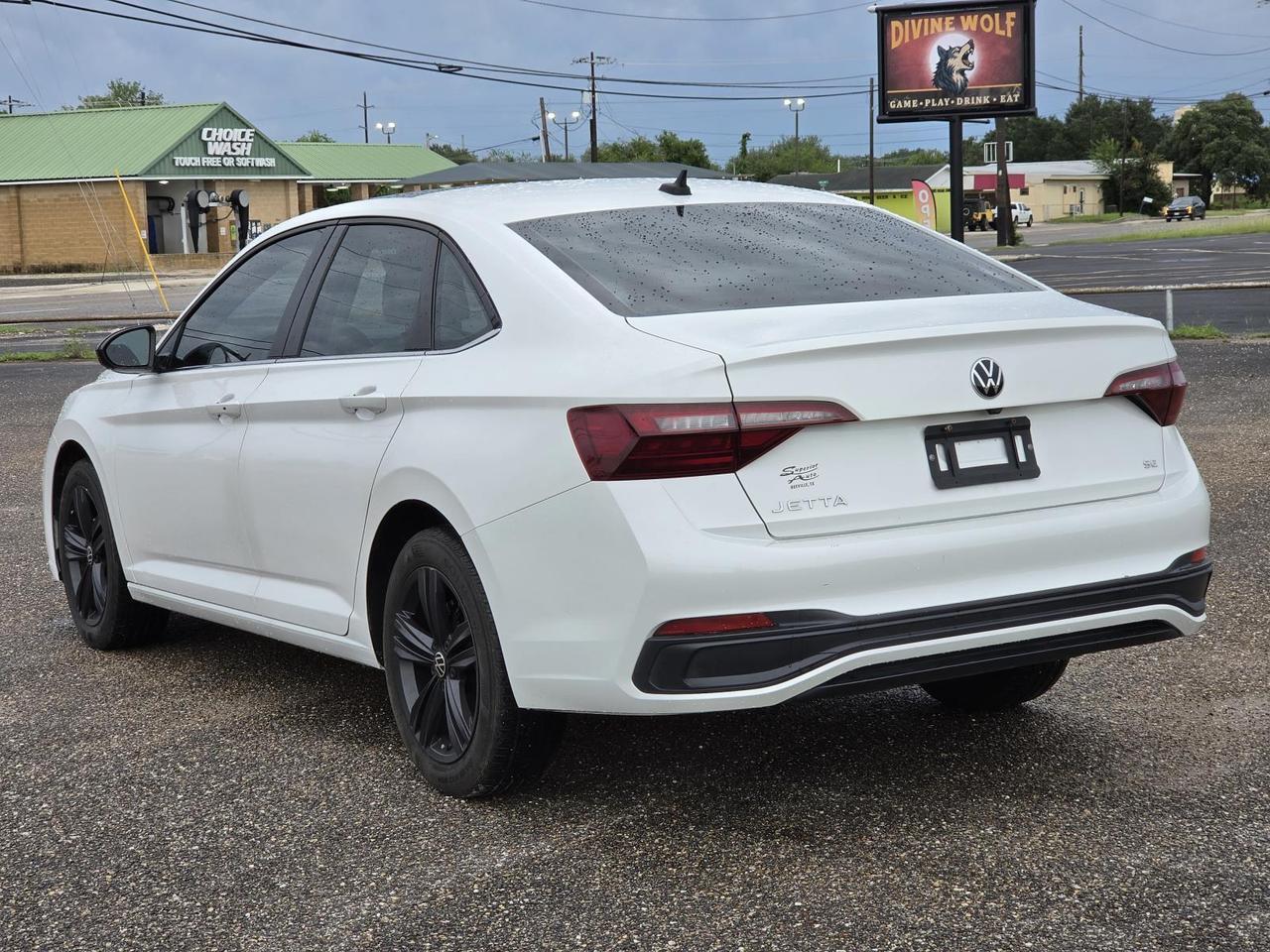 2024 Volkswagen Jetta SE Auto Beeville TX