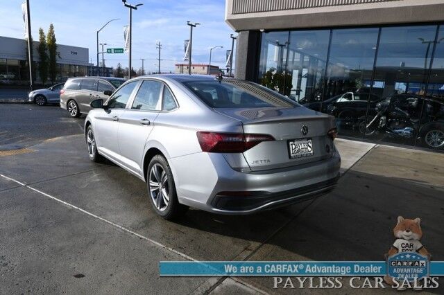 2024 Volkswagen Jetta SE / Auto Start / Power & Heated Leather Seats / Sunroof / Blind Spot & Lane Departure Alert / Apple CarPlay & Android Auto / Back Up Camera / Keyless Entry & Start / Cruise Control / Alloy Wheels / 40 MPG / 1-Owner Anchorage AK 2024 Volkswagen Jetta SE / Auto Start / Power & Heated Leather Seats / Sunroof / Blind Spot & Lane Departure Alert / Apple CarPlay & Android Auto / Back Up Camera / Keyless Entry & Start / Cruise Control / Alloy Wheels / 40 MPG / 1-Owner Anchorage AK